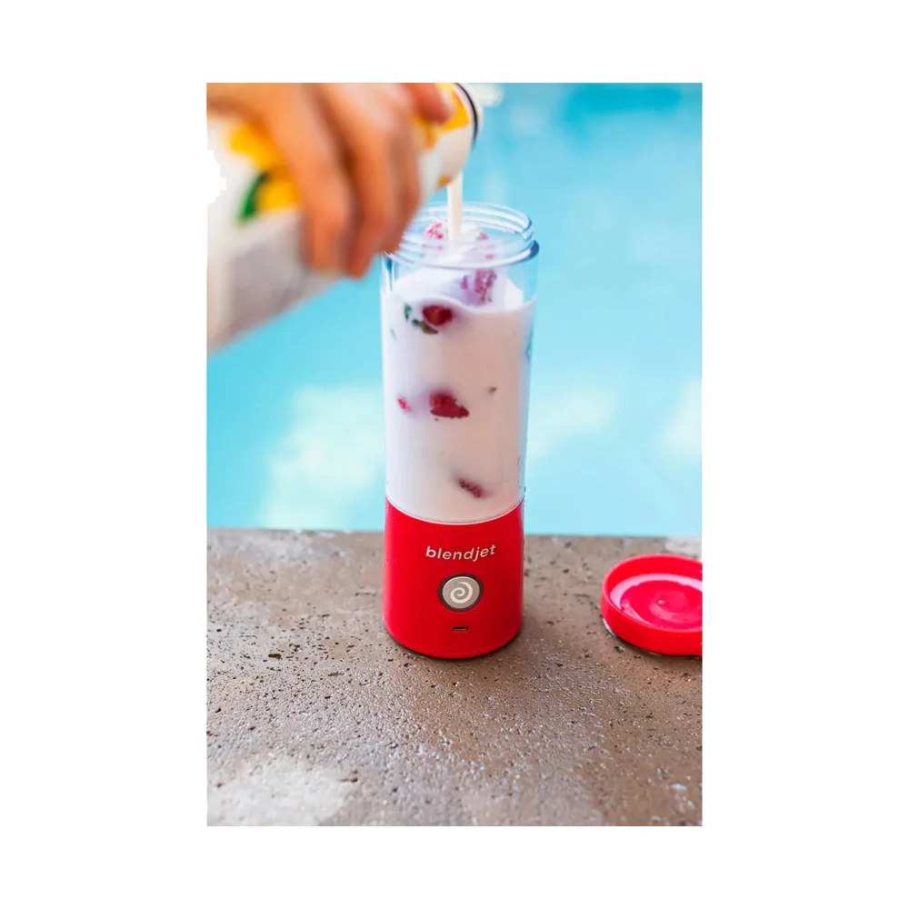 Blendjet V2 Portable Hand Blender 16oz Red - Image 6
