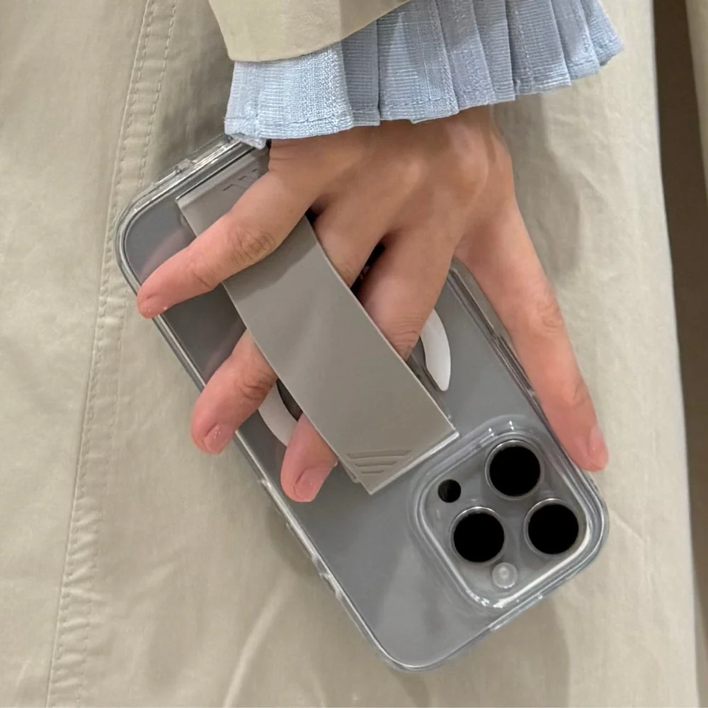 Infinyty GripX Transparent Case with Natural Titanium Grip for iPhone 16 Pro - Image 6