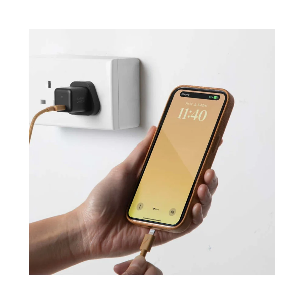Native Union Fast GaN Charger PD 30W US/CA Plug Black - Image 7