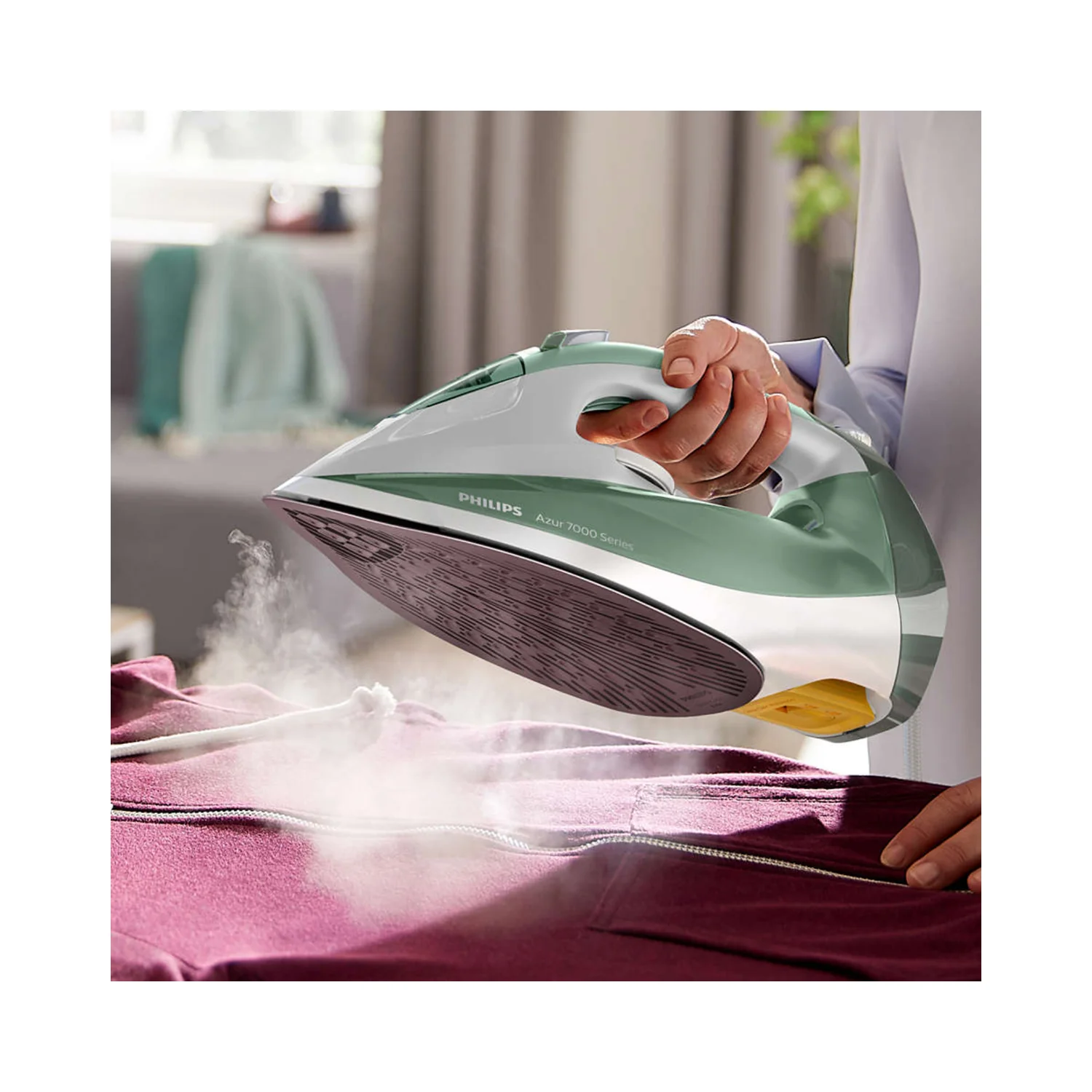 Philips Steam Iron 2600W Green - Image 5