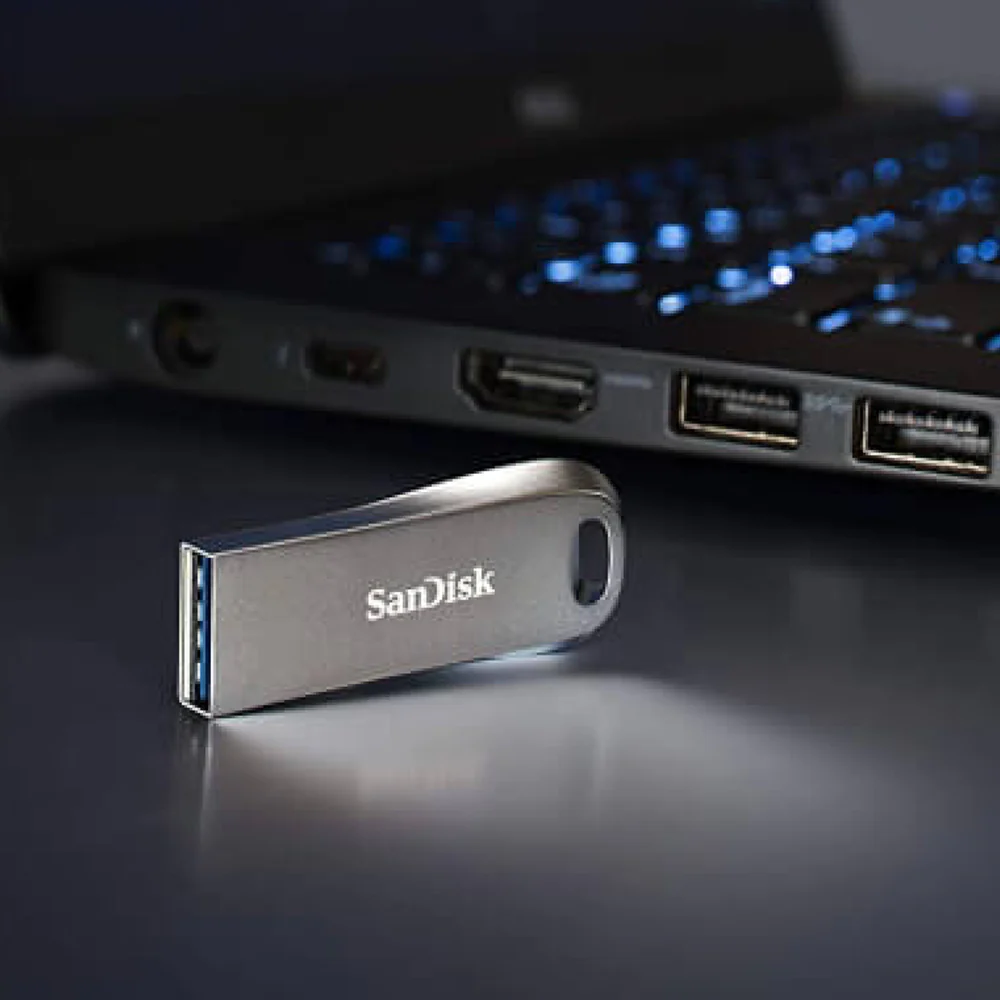 SanDisk Ultra Luxe Flash Drive 512GB Silver - Image 5