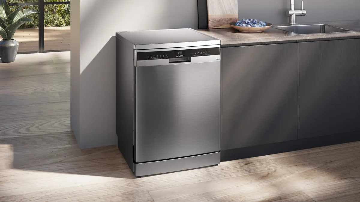 Siemens iQ300 Home Connect Dishwasher, 14 place setting, Brushed steel anti-fingerprint color SN23HI25MM - Image 2