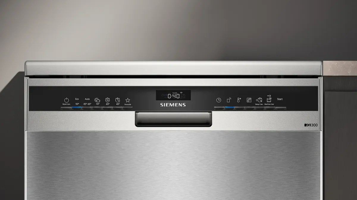 Siemens iQ300 Home Connect Dishwasher, 14 place setting, Brushed steel anti-fingerprint color SN23HI25MM - Image 3